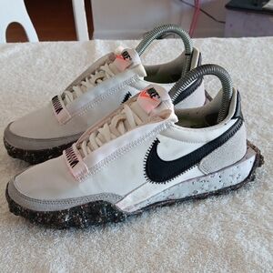 Nike Women’s White & Black Running Sneakers